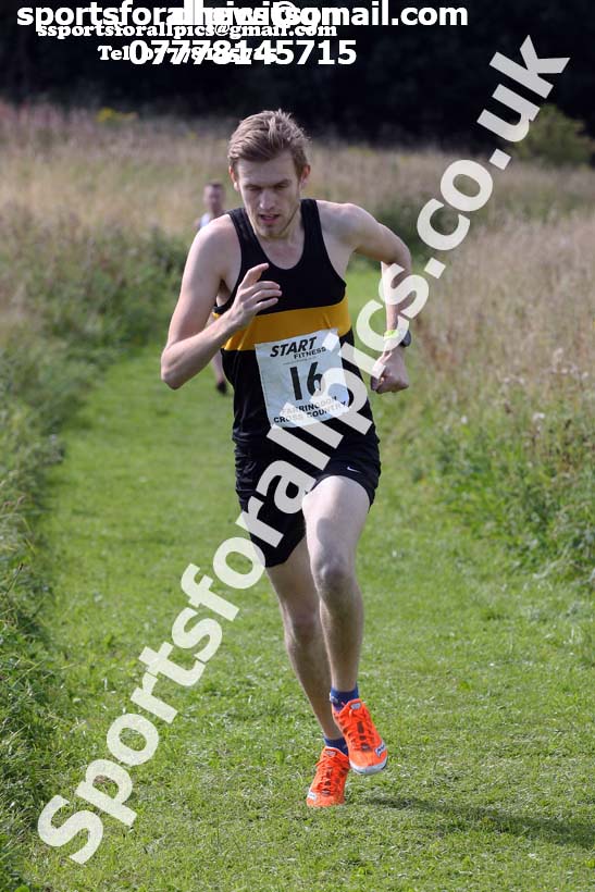 Senior mens relay, Sunderland Harriers Cross Country, Farrington, Sunderland. Photo: David T. Hewitson/Sports for All Pics